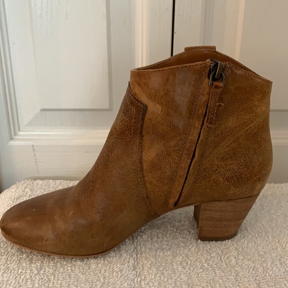 Brown booties, gently used, good condition - Picture 4 of 5